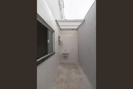 Área de Serviço de casa de condomínio para alugar com 2 quartos, 60m² em Jardim Lucinda, São Paulo