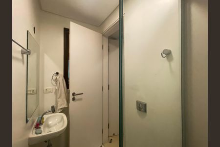 Apartamento para alugar com 227m², 4 quartos e 3 vagasBanheiro de serviço