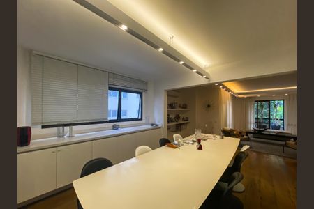 Apartamento para alugar com 227m², 4 quartos e 3 vagasSala de Jantar