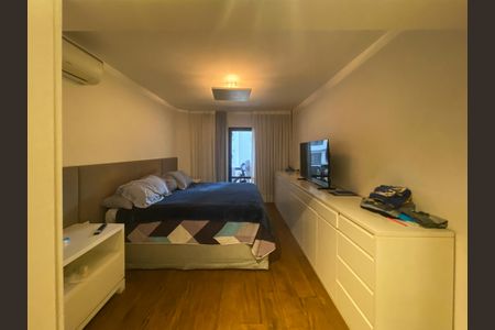 Apartamento para alugar com 227m², 4 quartos e 3 vagasSuíte 3