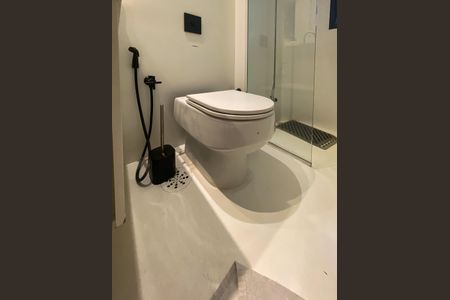 Apartamento para alugar com 227m², 4 quartos e 3 vagasBanheiro da Suíte 2