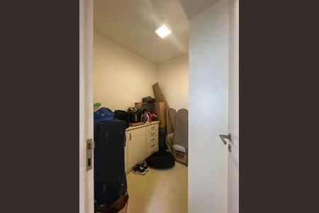 Apartamento para alugar com 227m², 4 quartos e 3 vagasQuarto de Serviço