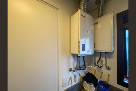 Apartamento para alugar com 227m², 4 quartos e 3 vagasÁrea de Serviço