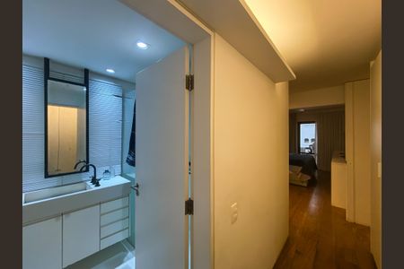 Apartamento para alugar com 227m², 4 quartos e 3 vagasBanheiro da Suíte 3