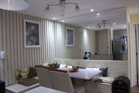 Sala  de apartamento à venda com 2 quartos, 53m² em Jardim Flor da Montanha, Guarulhos