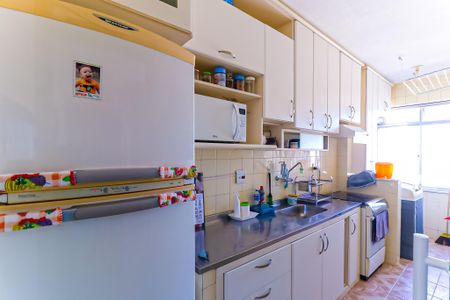 Apartamento à venda com 55m², 2 quartos e 1 vagaCozinha
