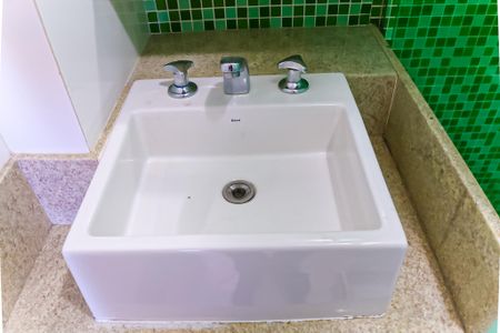 Apartamento à venda com 55m², 2 quartos e 1 vagaBanheiro