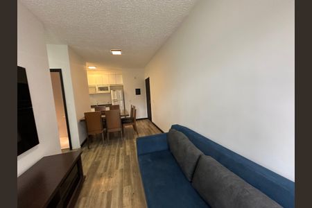 Sala de apartamento para alugar com 2 quartos, 59m² em Jardim Belval, Barueri