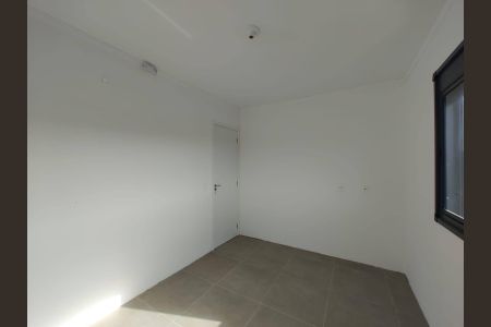 Quarto 1 de apartamento para alugar com 2 quartos, 61m² em Vila Nova, Porto Alegre