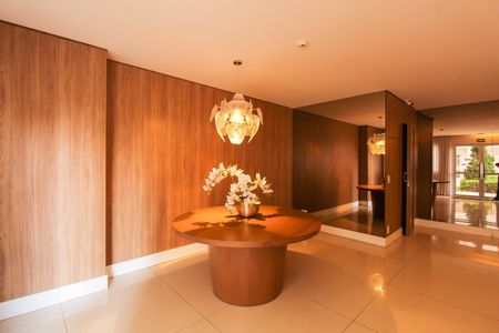 Apartamento para alugar com 37m², 1 quarto e 1 vaga Apartamento para alugar com 37m², 1 quarto e 1 vagaHall