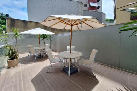 Apartamento à venda com 80m², 2 quartos e 1 vagaÁrea comum