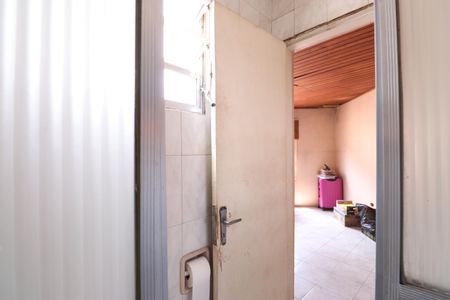Casa à venda com 164m², 4 quartos e 3 vagasBanheiro da Suíte 4