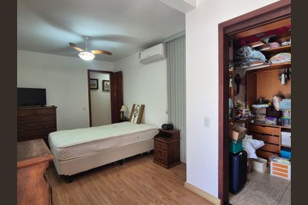 Apartamento à venda com 228m², 3 quartos e 2 vagasSuíte 