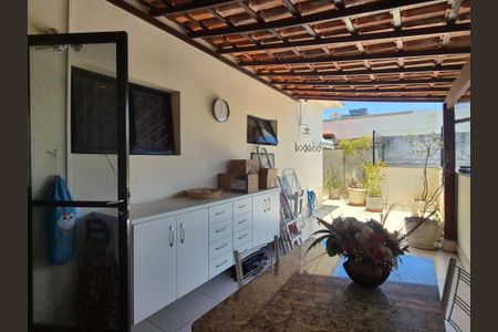 Apartamento à venda com 228m², 3 quartos e 2 vagasVaranda 