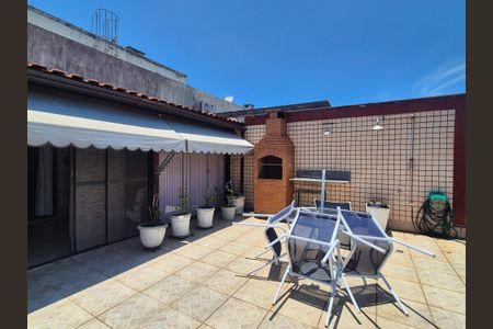 Apartamento à venda com 228m², 3 quartos e 2 vagasÁrea externa 