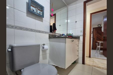 Apartamento à venda com 228m², 3 quartos e 2 vagasBanheiro 