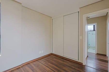 Apartamento à venda com 150m², 4 quartos e 2 vagasQuarto 4