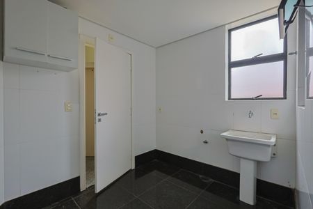 Apartamento à venda com 150m², 4 quartos e 2 vagasÁrea de Serviço