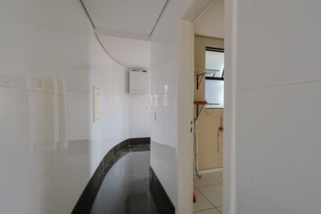 Cozinha de apartamento à venda com 4 quartos, 150m² em Serra, Belo Horizonte
