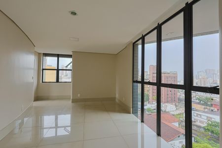 Apartamento à venda com 150m², 4 quartos e 2 vagasSala