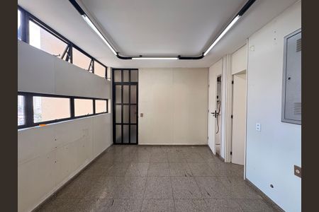 Apartamento à venda com 290m², 3 quartos e 4 vagasLavanderia
