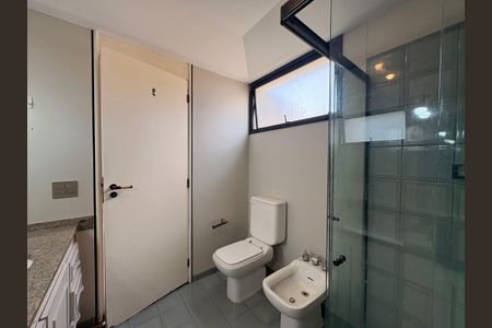 Apartamento à venda com 290m², 3 quartos e 4 vagasBanheiro da suíte 3