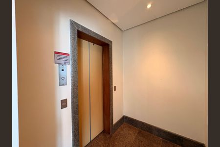 Apartamento à venda com 290m², 3 quartos e 4 vagasHall de entrada