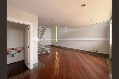 Apartamento à venda com 290m², 3 quartos e 4 vagasSala