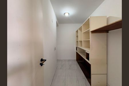 Apartamento à venda com 290m², 3 quartos e 4 vagasDepósito 