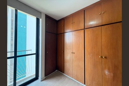 Apartamento à venda com 290m², 3 quartos e 4 vagasCloset suite 2