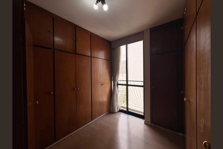 Apartamento à venda com 290m², 3 quartos e 4 vagasCloset suite 2