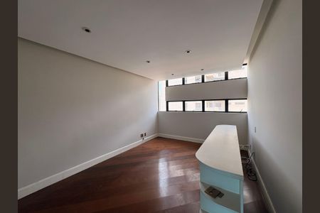 Apartamento à venda com 290m², 3 quartos e 4 vagasEscritório 