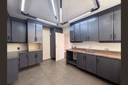 Apartamento à venda com 290m², 3 quartos e 4 vagasCozinha