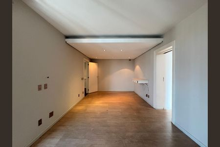 Apartamento à venda com 290m², 3 quartos e 4 vagasSuite 2