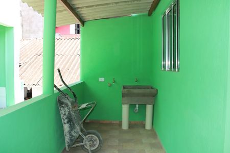 Casa para alugar com 2 quartos, 30m² em Jardim Silvia, Embu das Artes