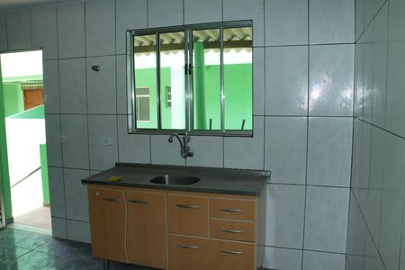 Casa para alugar com 2 quartos, 30m² em Jardim Silvia, Embu das Artes