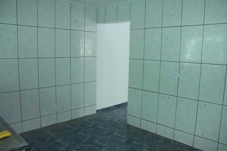 Casa para alugar com 2 quartos, 30m² em Jardim Silvia, Embu das Artes