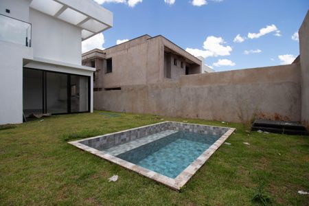 Casa de condomínio para alugar com 51m², 4 quartos e 1 vagaPiscina