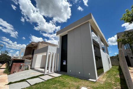 Casa de condomínio para alugar com 51m², 4 quartos e 1 vagaFachada