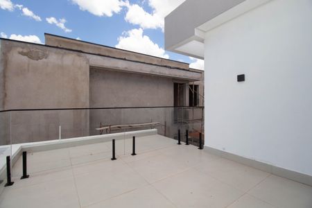 Casa de condomínio para alugar com 51m², 4 quartos e 1 vagaSacada