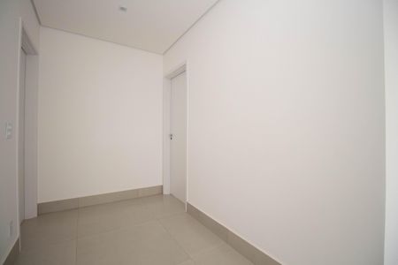 Casa de condomínio para alugar com 51m², 4 quartos e 1 vagaCorredor