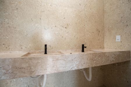 Casa de condomínio para alugar com 51m², 4 quartos e 1 vagaBanheiro da Suíte 1