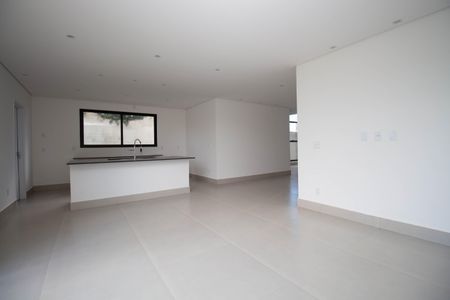 Casa de condomínio para alugar com 51m², 4 quartos e 1 vagaChurrasqueira