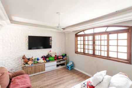 Sala de casa para alugar com 3 quartos, 150m² em Vila Paiva, São Paulo