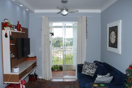 Sala de apartamento para alugar com 3 quartos, 65m² em Jardim Caiapiá, Cotia