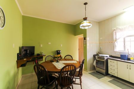 Casa à venda com 297m², 5 quartos e 4 vagasCozinha