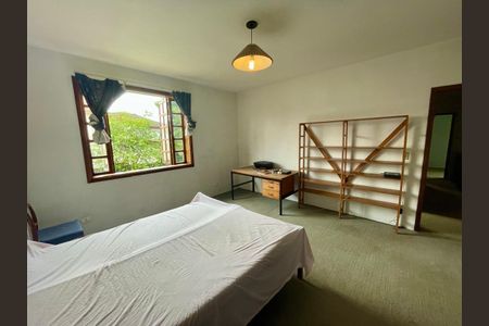 Casa de condomínio à venda com 327m², 4 quartos e 4 vagasFoto 09