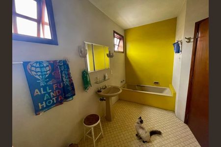 Casa de condomínio à venda com 327m², 4 quartos e 4 vagasFoto 05