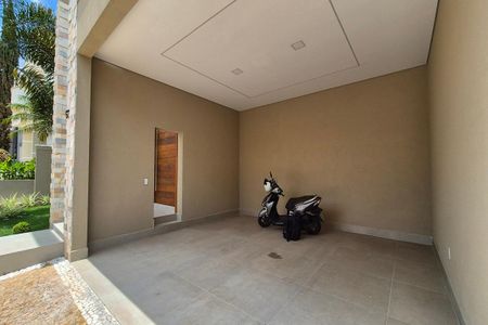 Casa de condomínio à venda com 249m², 3 quartos e 4 vagasGaragem 