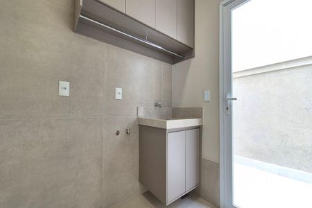 Casa de condomínio à venda com 249m², 3 quartos e 4 vagasÁrea de Serviço